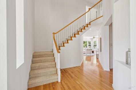 90 Saddle Wood Drive Novato CA 94945