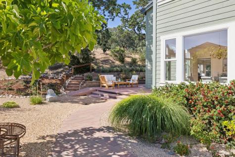 90 Saddle Wood Drive Novato CA 94945