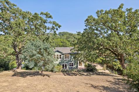 90 Saddle Wood Drive Novato CA 94945