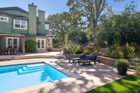 90 Saddle Wood Drive Novato CA 94945