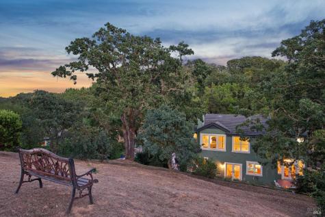 90 Saddle Wood Drive Novato CA 94945