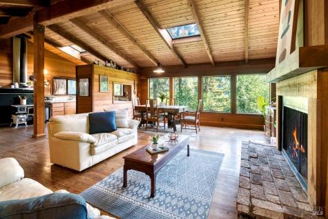 21684 Starrett Hill Drive Monte Rio CA 95462