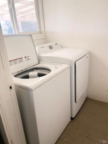 919-921 Naify Lane Santa Rosa CA 95407