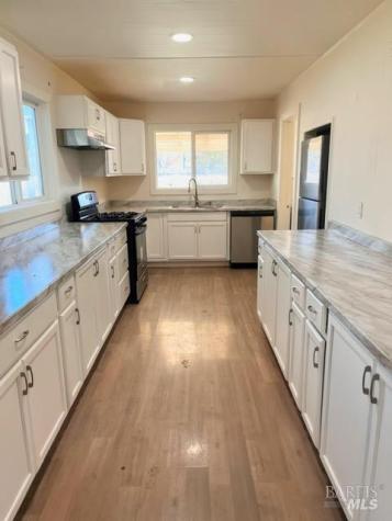 919-921 Naify Lane Santa Rosa CA 95407