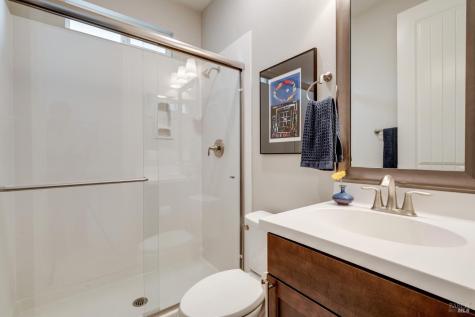 1710 Kenwood Place Rohnert Park CA 94928