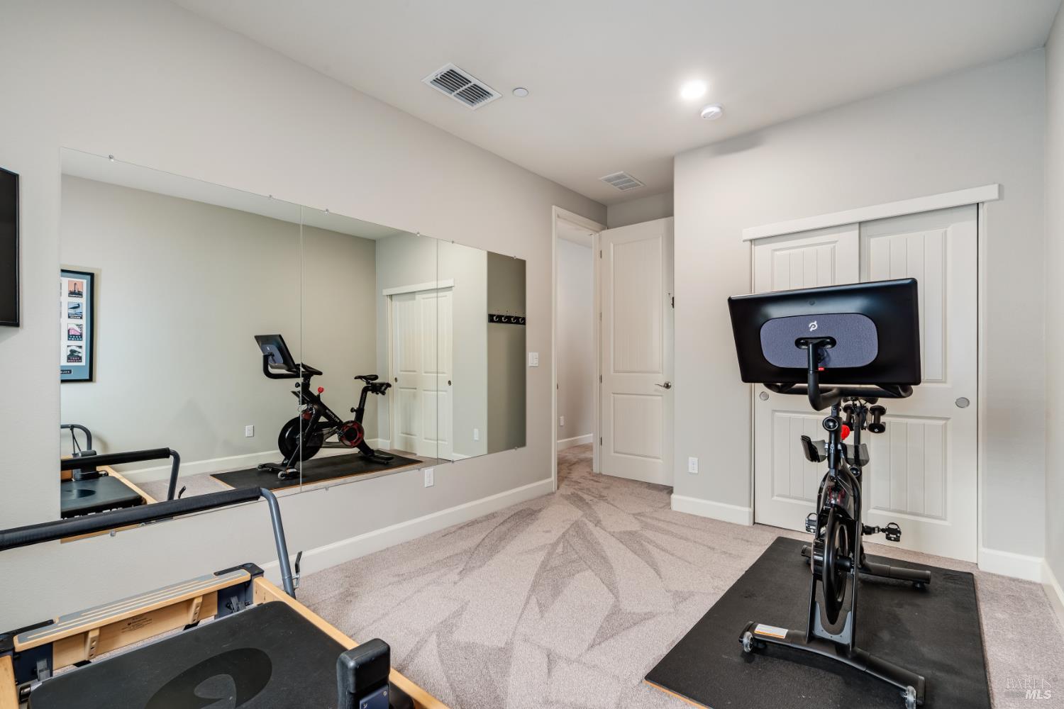 1710 Kenwood Place Rohnert Park CA 94928