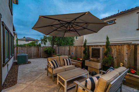 1710 Kenwood Place Rohnert Park CA 94928