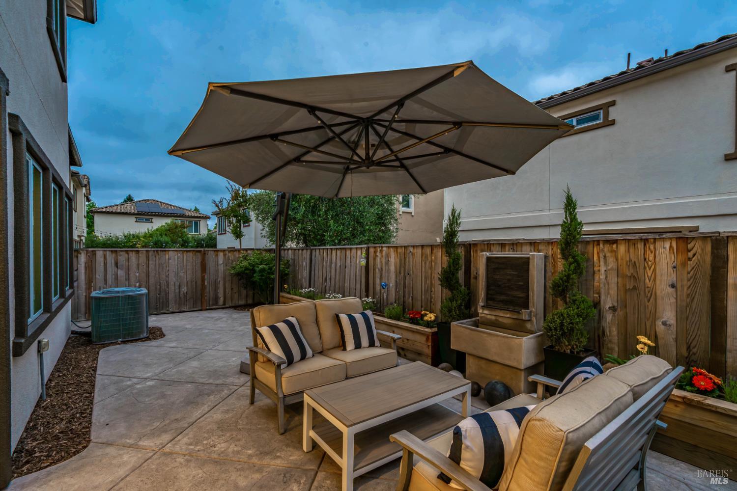 1710 Kenwood Place Rohnert Park CA 94928