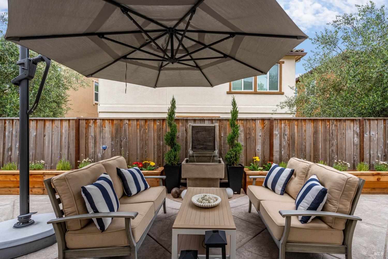 1710 Kenwood Place Rohnert Park CA 94928