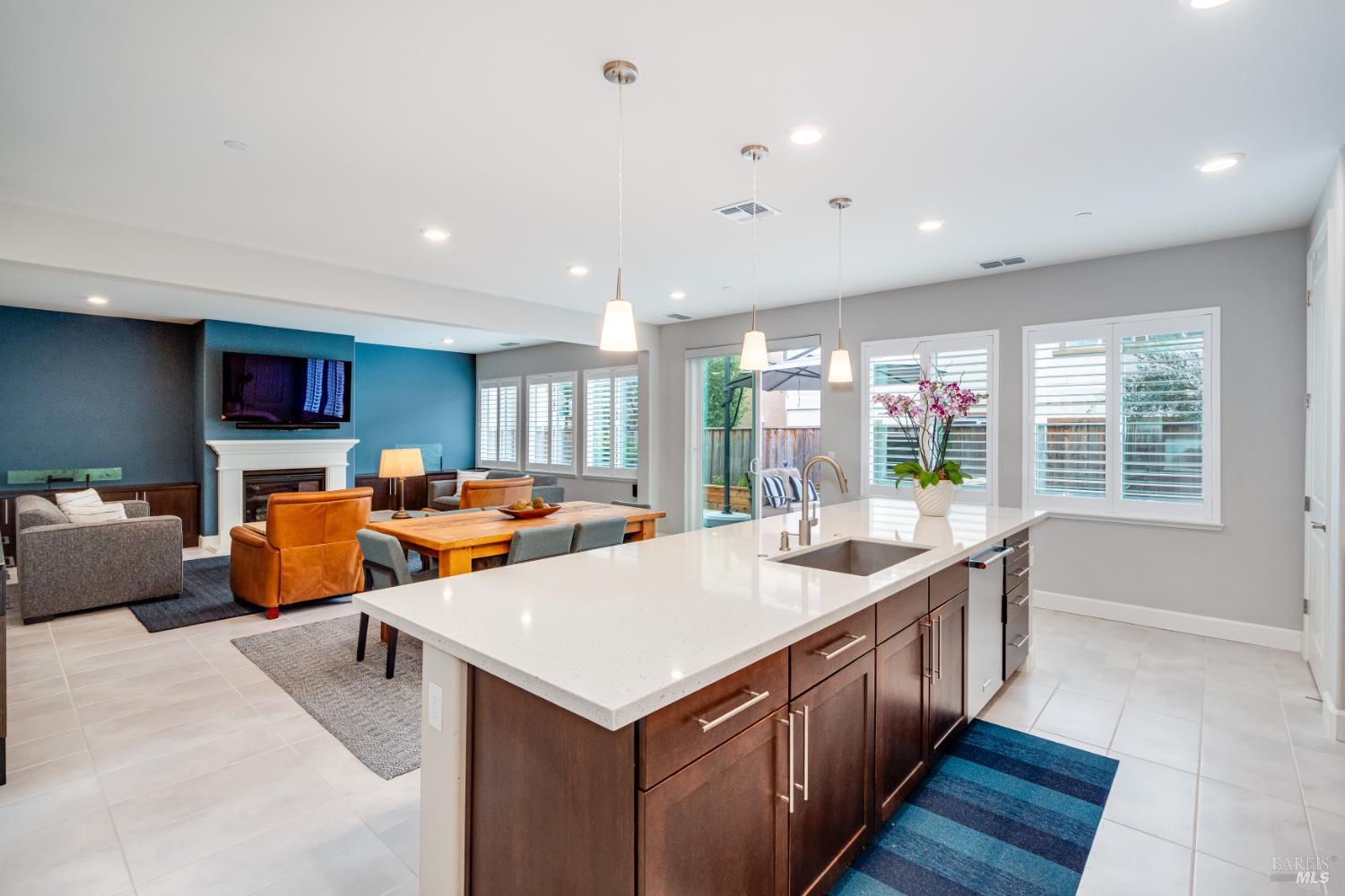 1710 Kenwood Place Rohnert Park CA 94928
