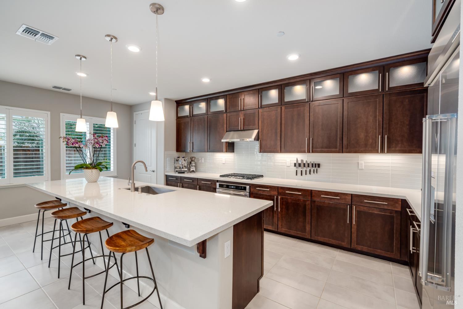 1710 Kenwood Place Rohnert Park CA 94928