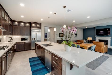 1710 Kenwood Place Rohnert Park CA 94928