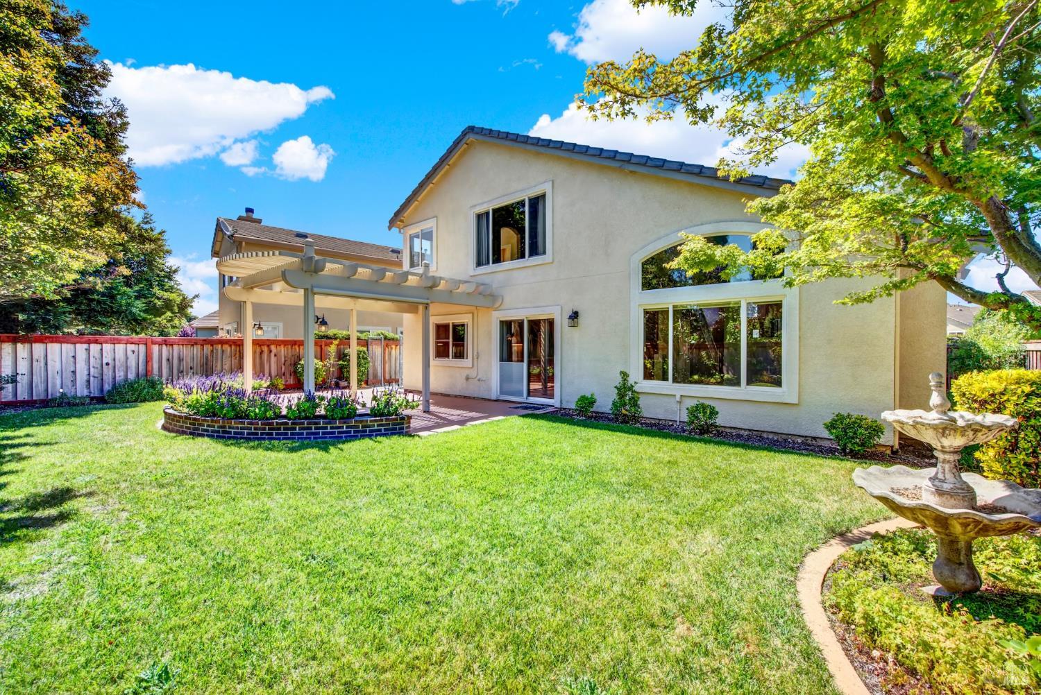 582 Picasso Court Fairfield CA 94534