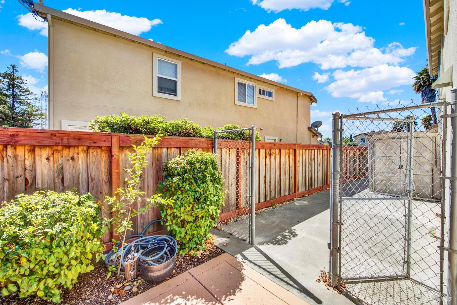 582 Picasso Court Fairfield CA 94534