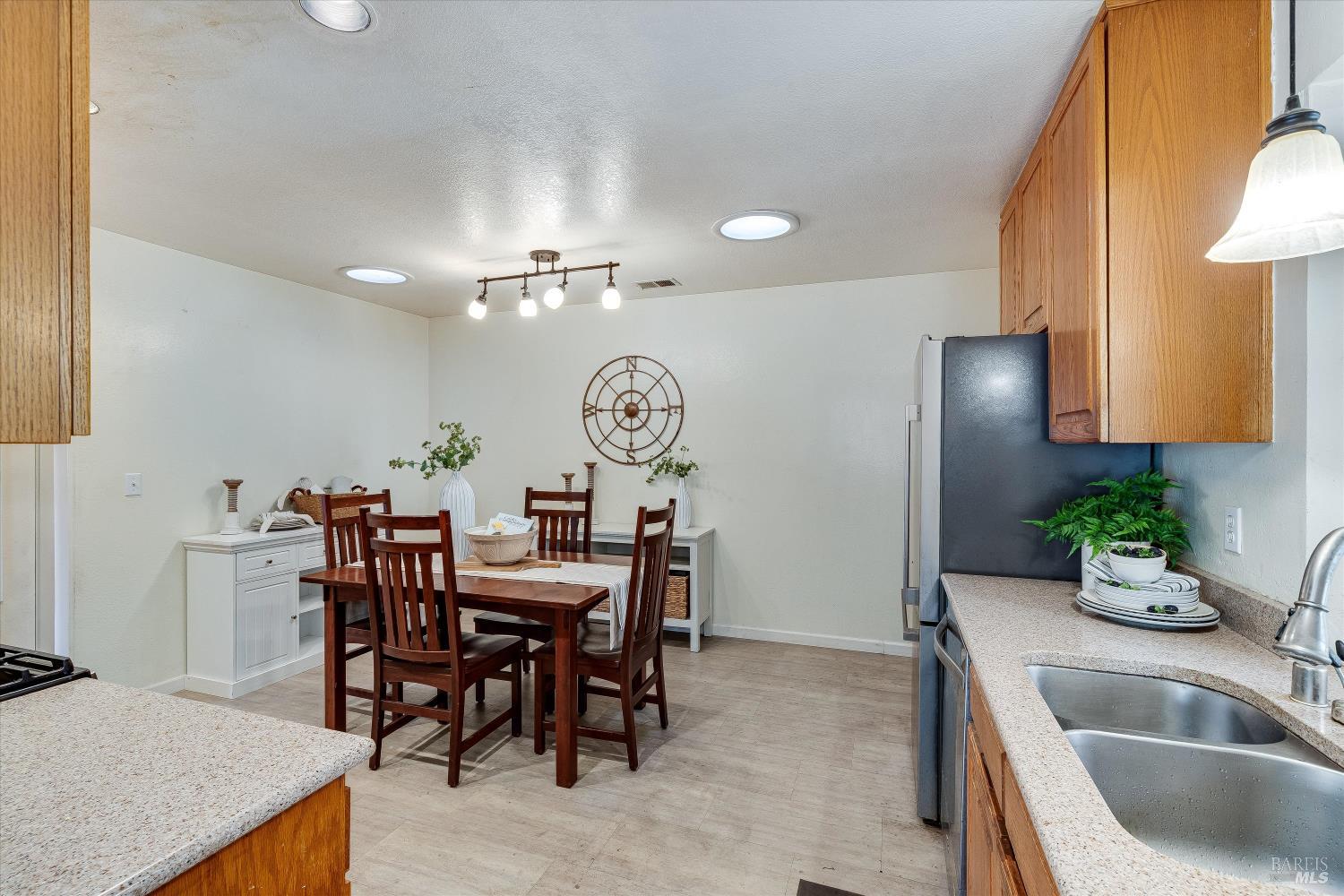 456 Greenbrier Court Benicia CA 94510