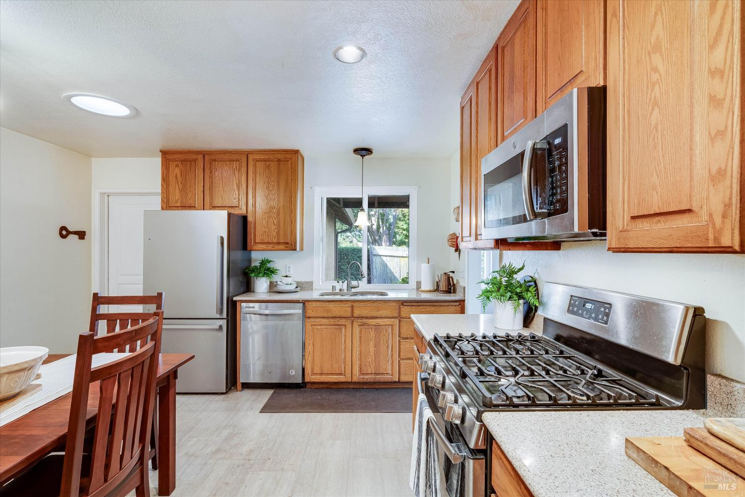 456 Greenbrier Court Benicia CA 94510