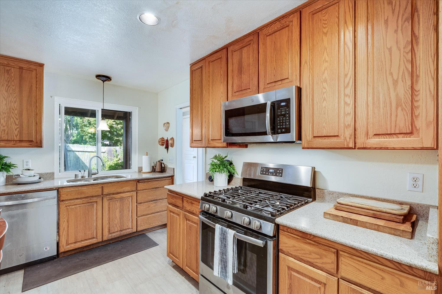 456 Greenbrier Court Benicia CA 94510