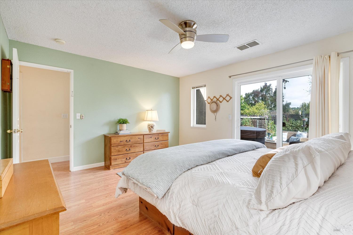 456 Greenbrier Court Benicia CA 94510