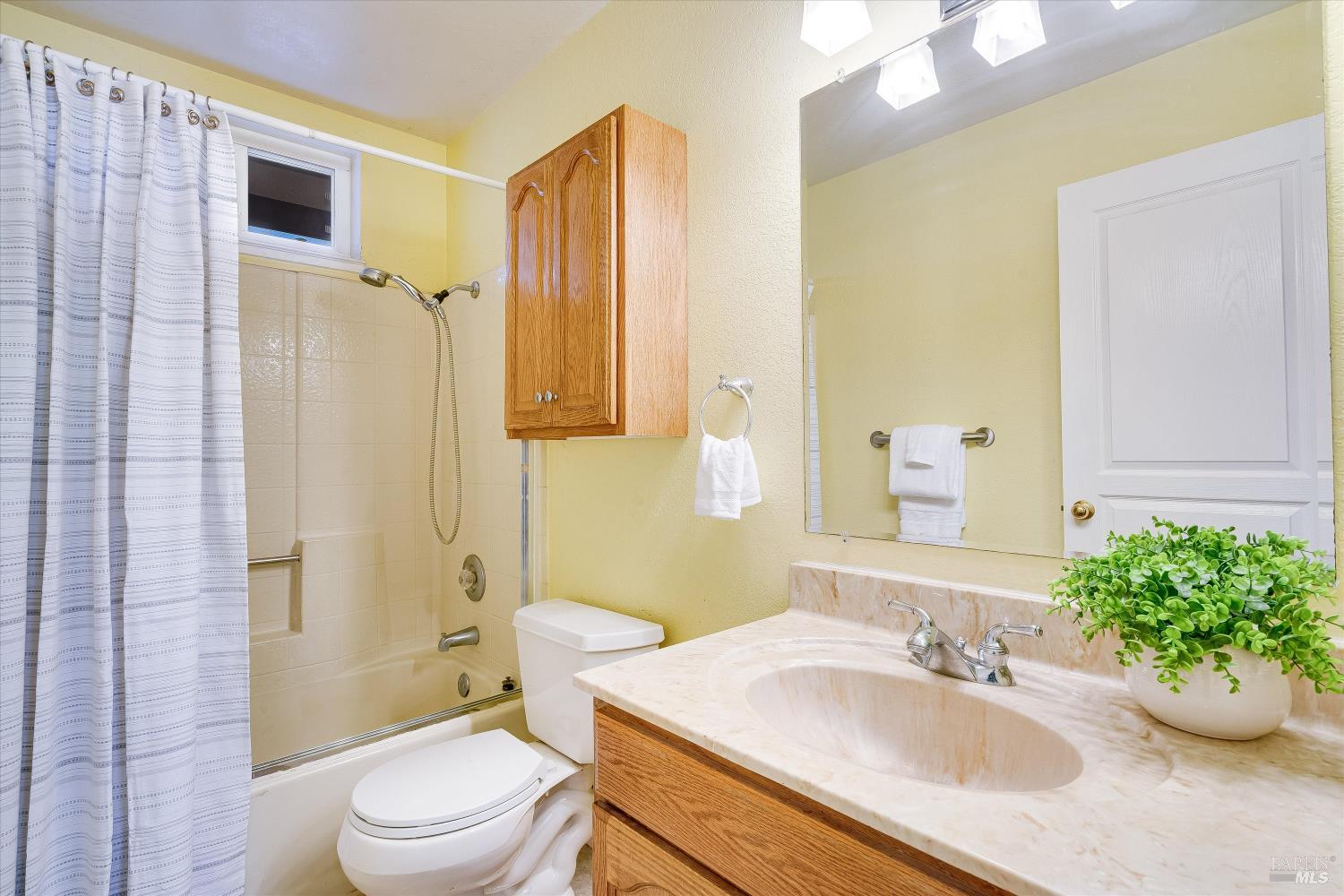 456 Greenbrier Court Benicia CA 94510