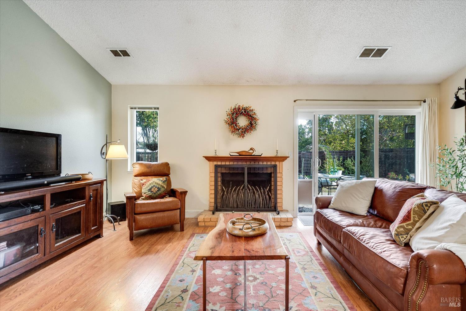 456 Greenbrier Court Benicia CA 94510