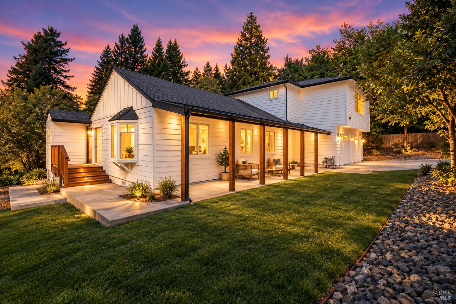 8822 Oak Grove Avenue Graton CA 95472