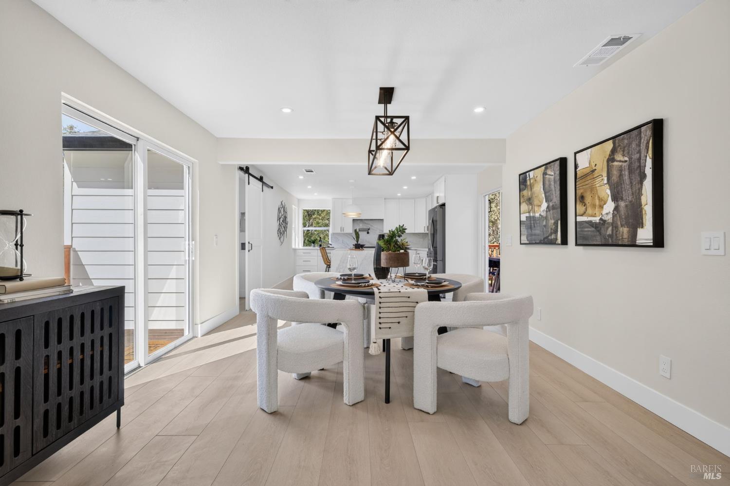 8822 Oak Grove Avenue Graton CA 95472