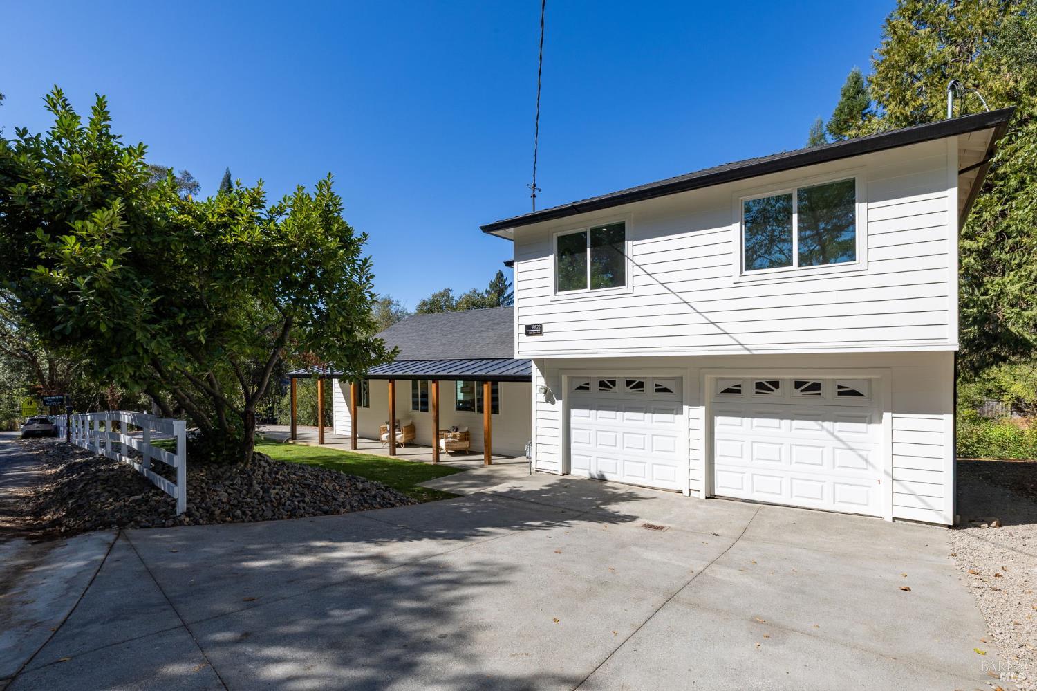 8822 Oak Grove Avenue Graton CA 95472