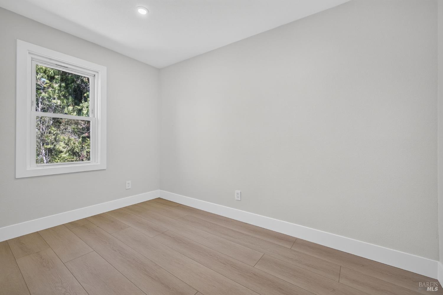 8822 Oak Grove Avenue Graton CA 95472