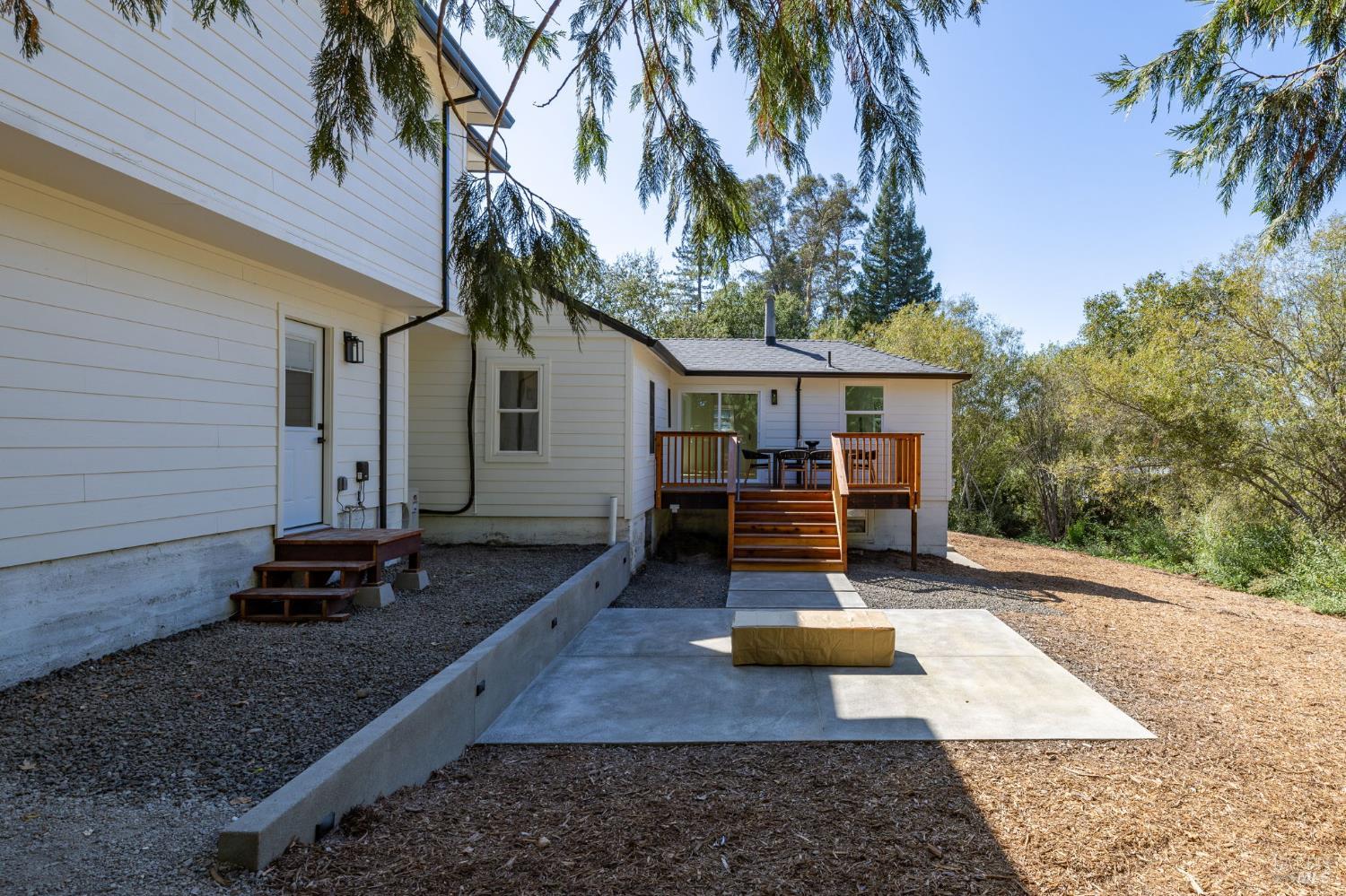 8822 Oak Grove Avenue Graton CA 95472