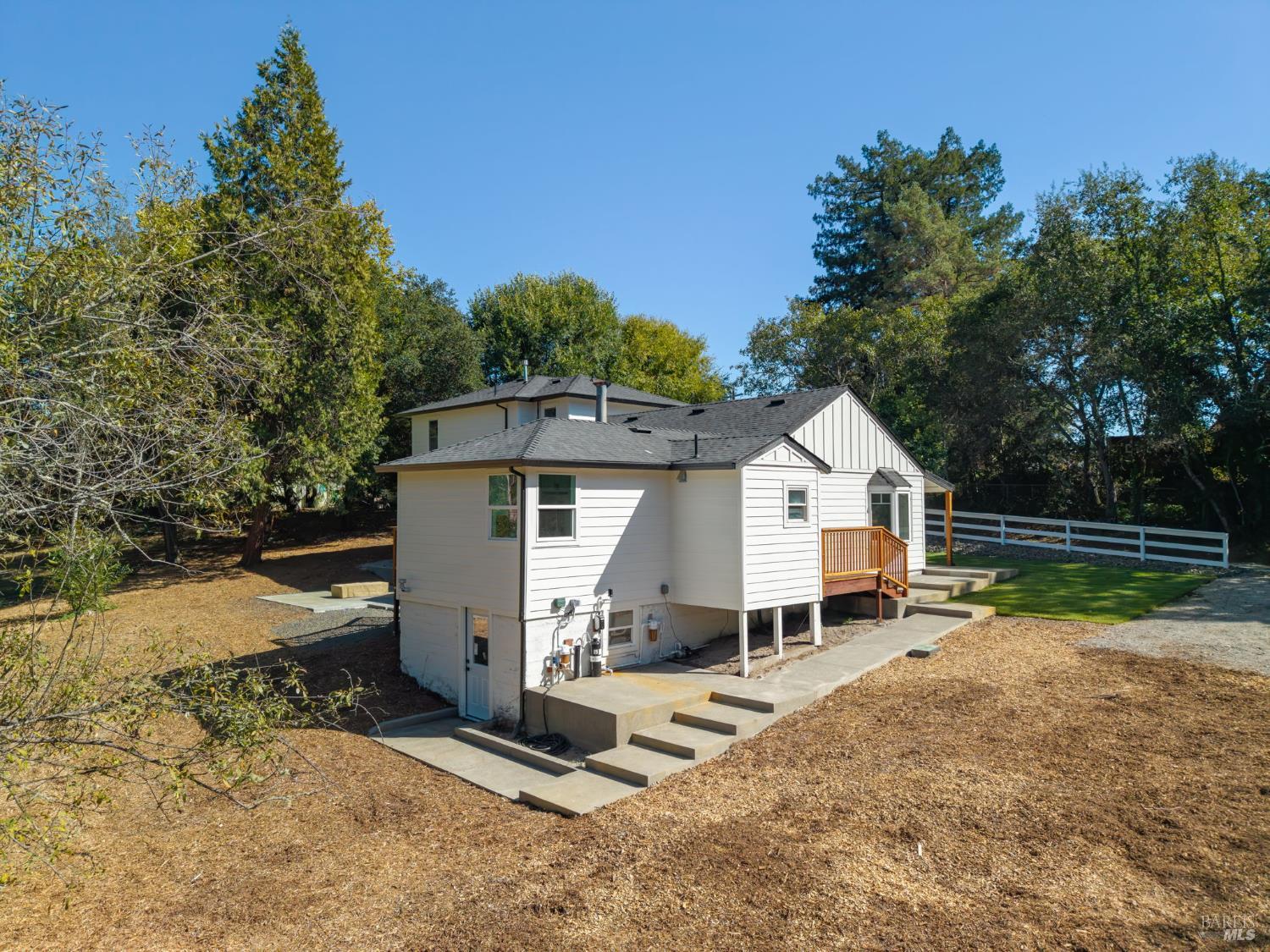 8822 Oak Grove Avenue Graton CA 95472
