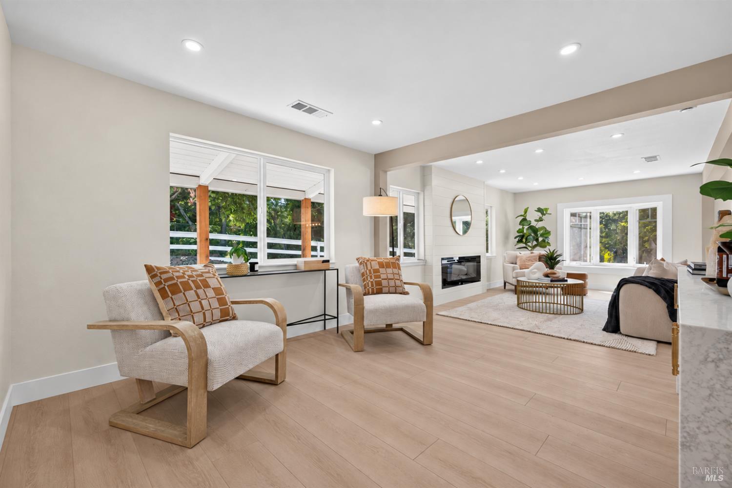8822 Oak Grove Avenue Graton CA 95472