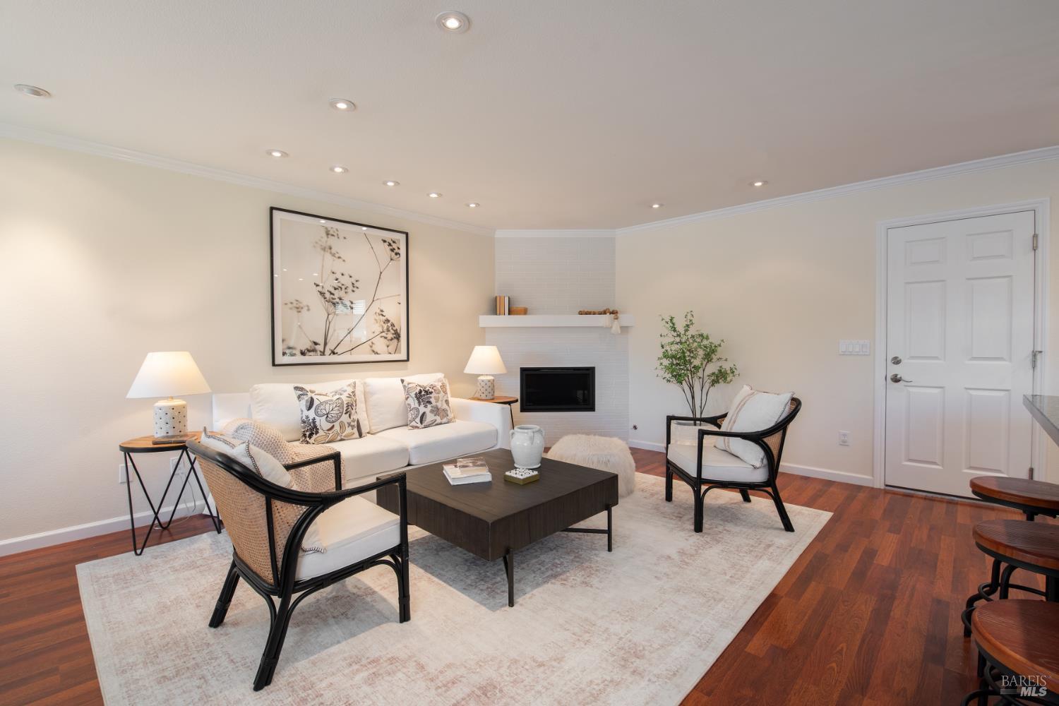 1201 Sunnyslope Drive Santa Rosa CA 95404