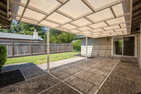 1201 Sunnyslope Drive Santa Rosa CA 95404