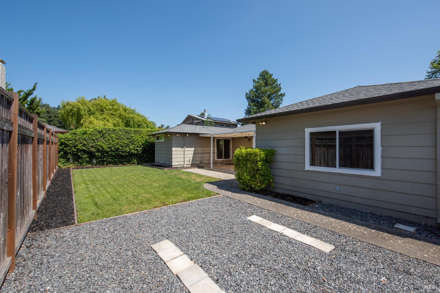 1201 Sunnyslope Drive Santa Rosa CA 95404
