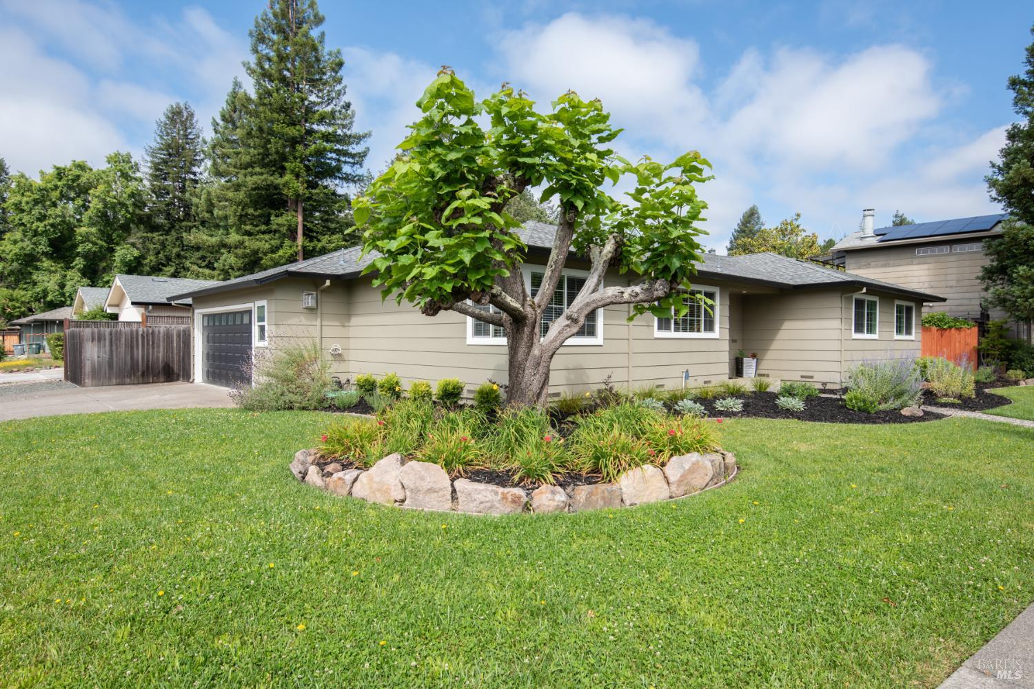 1201 Sunnyslope Drive Santa Rosa CA 95404