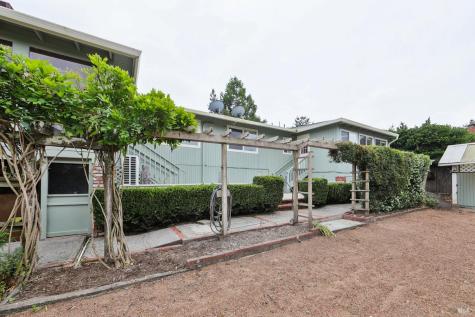 5423 Pepperwood Road Santa Rosa CA 95409