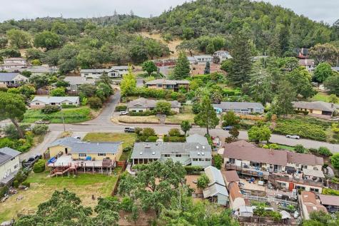 5423 Pepperwood Road Santa Rosa CA 95409
