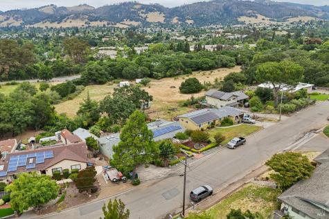 5423 Pepperwood Road Santa Rosa CA 95409