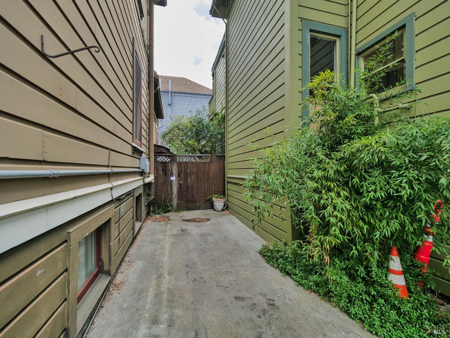 1014 Castro Street Oakland CA 94607