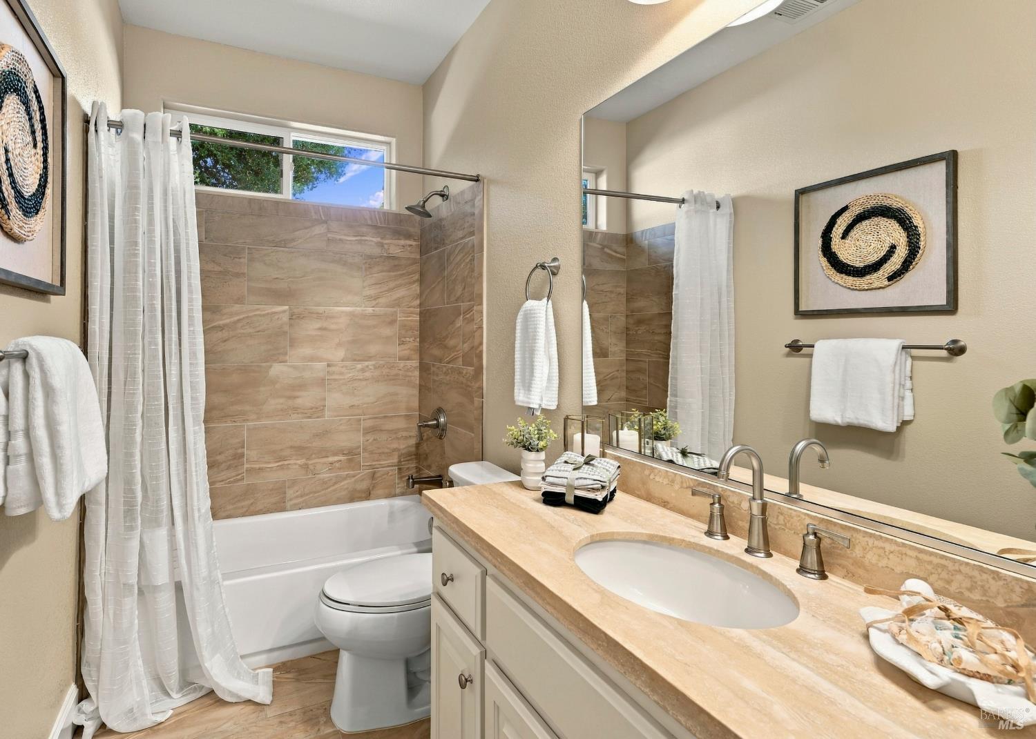 6323 Pine Valley Drive Santa Rosa CA 95409