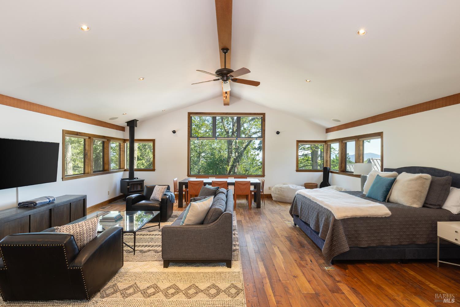 1205-1215 Las Posadas Road Angwin CA 94508