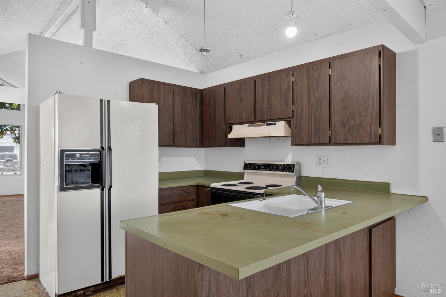 1079 Camino Coronado Rohnert Park CA 94928