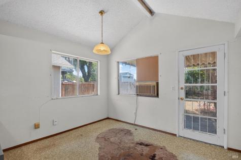 1079 Camino Coronado Rohnert Park CA 94928