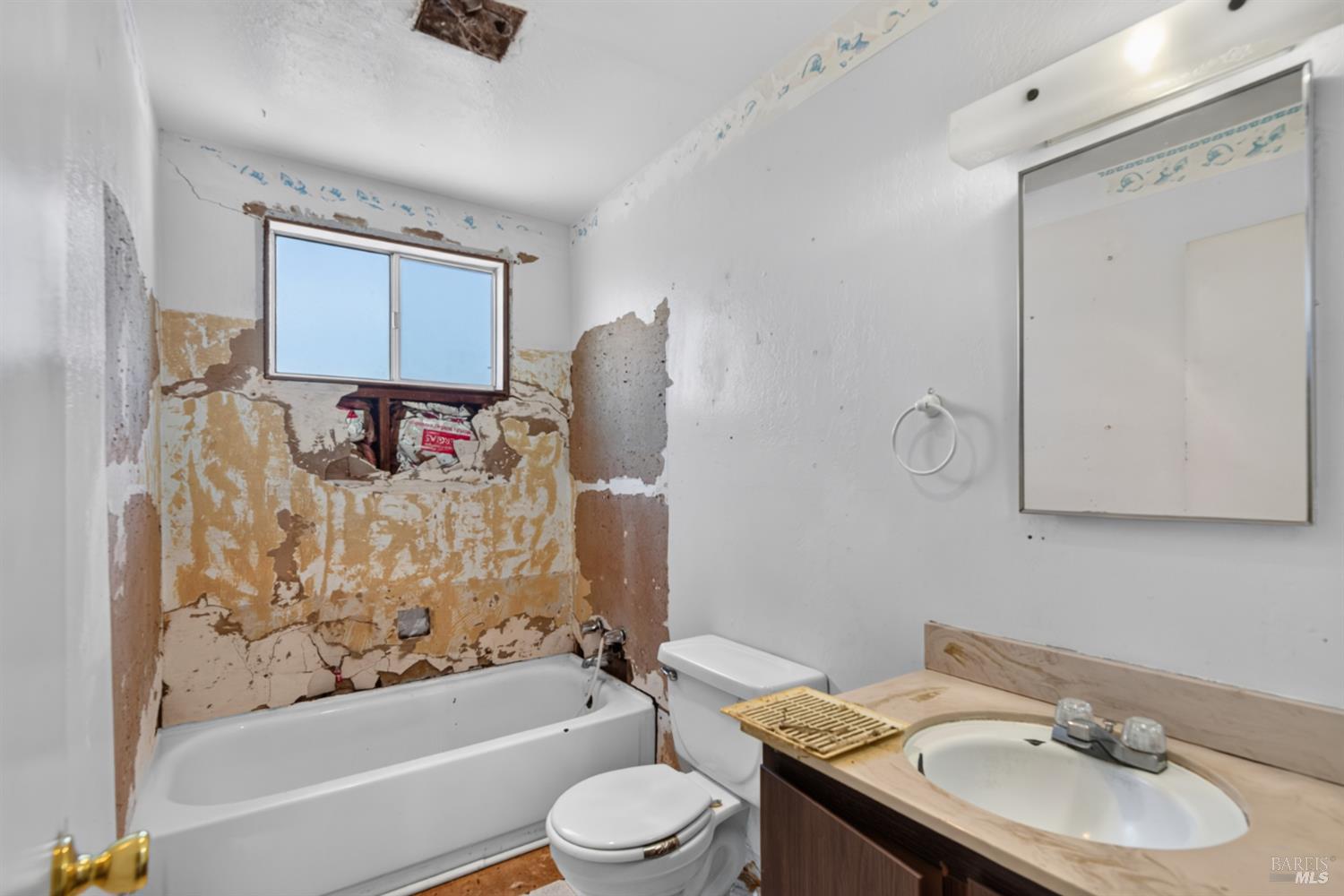 1079 Camino Coronado Rohnert Park CA 94928