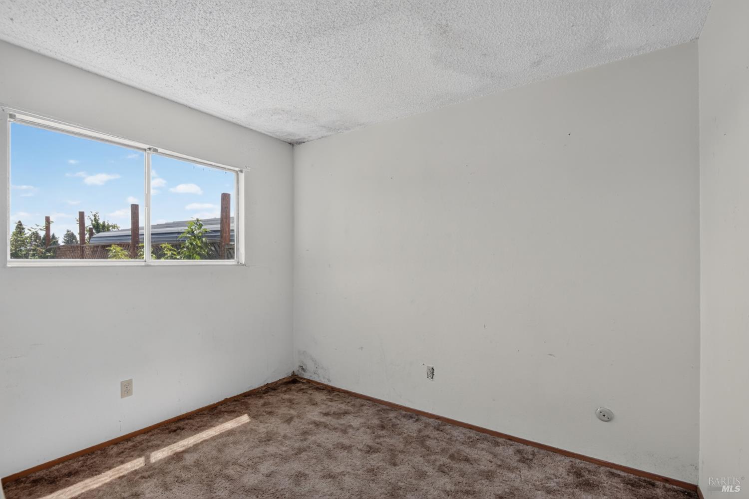 1079 Camino Coronado Rohnert Park CA 94928