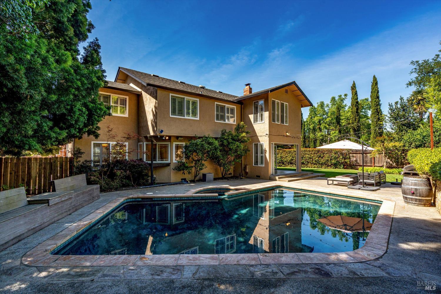 1116 Pinewood Drive Napa CA 94558
