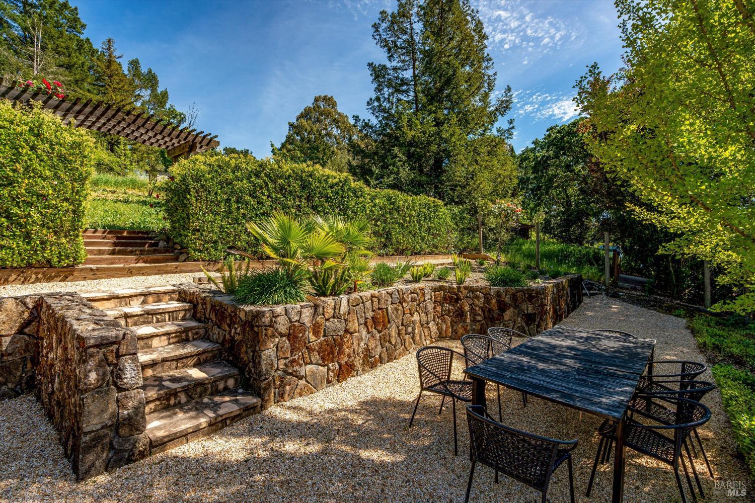 1116 Pinewood Drive Napa CA 94558