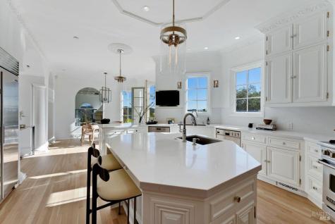 27 Upper Road Ross CA 94957