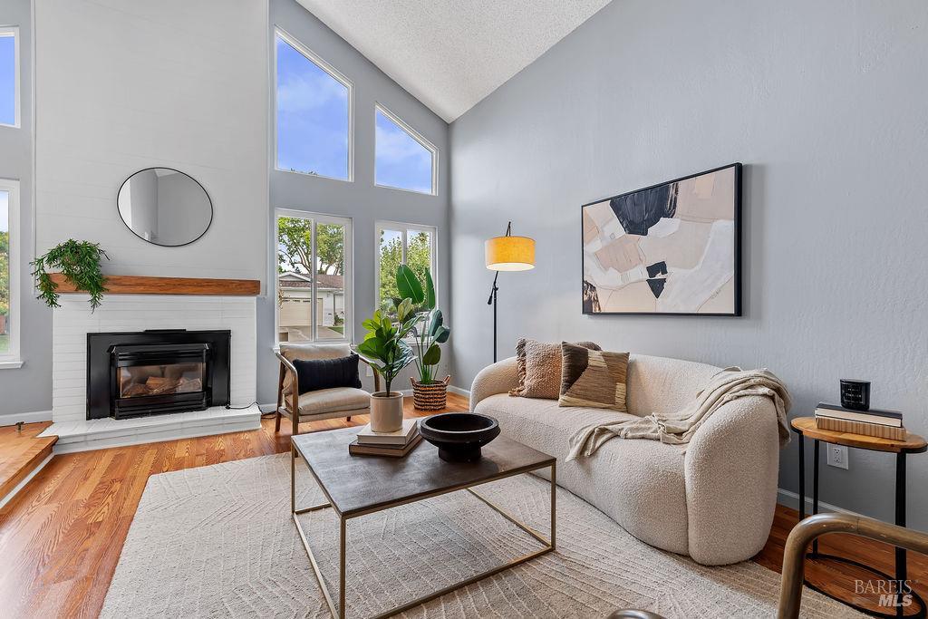 1316 Ponderosa Drive Petaluma CA 94954