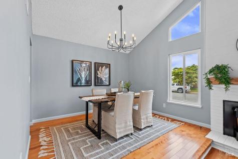 1316 Ponderosa Drive Petaluma CA 94954